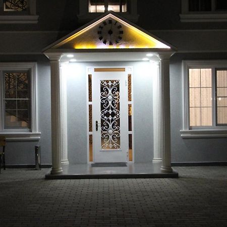 Assir Hotel Sukhumi Exterior photo